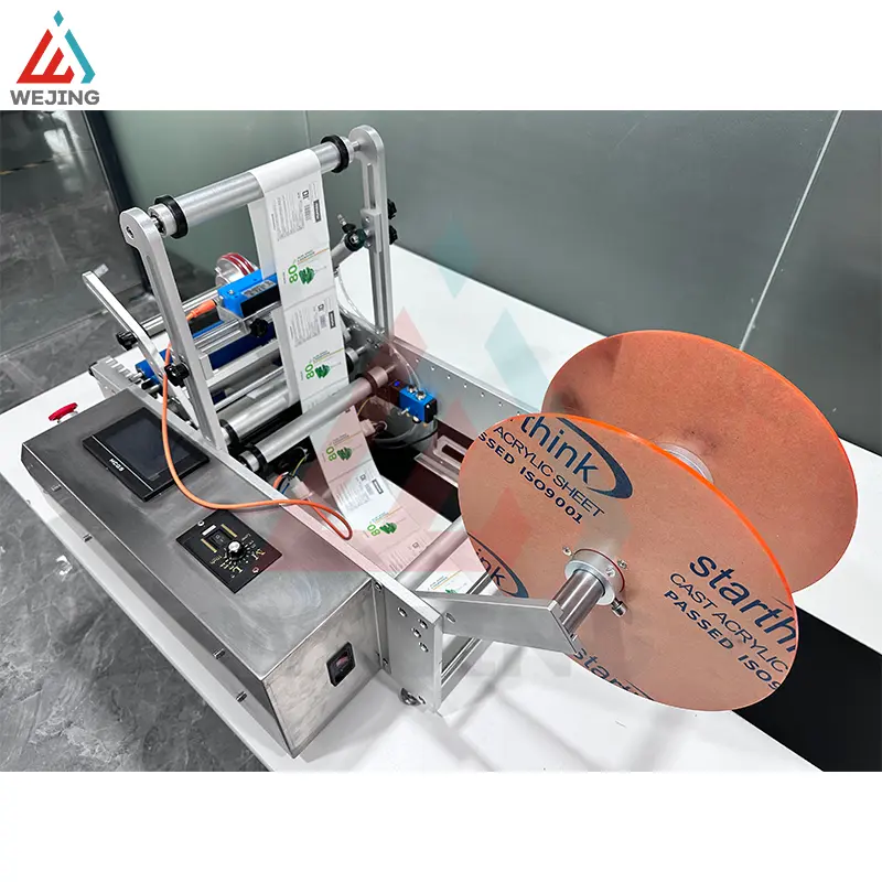 Semi automatic round bottle labeling machine factory price (2)